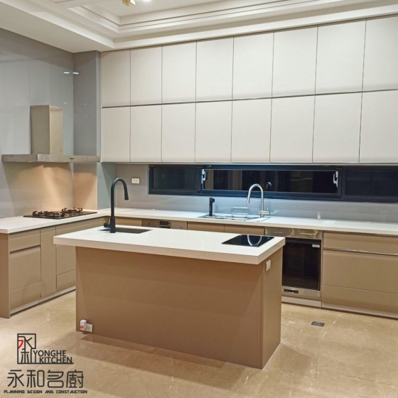 2026 開放式廚房會後悔？油煙、風水與雜亂的避雷指南